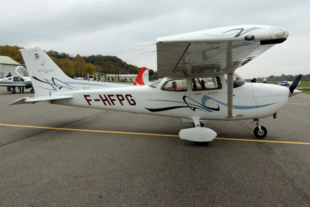 Cessna 172 - F-HFPG