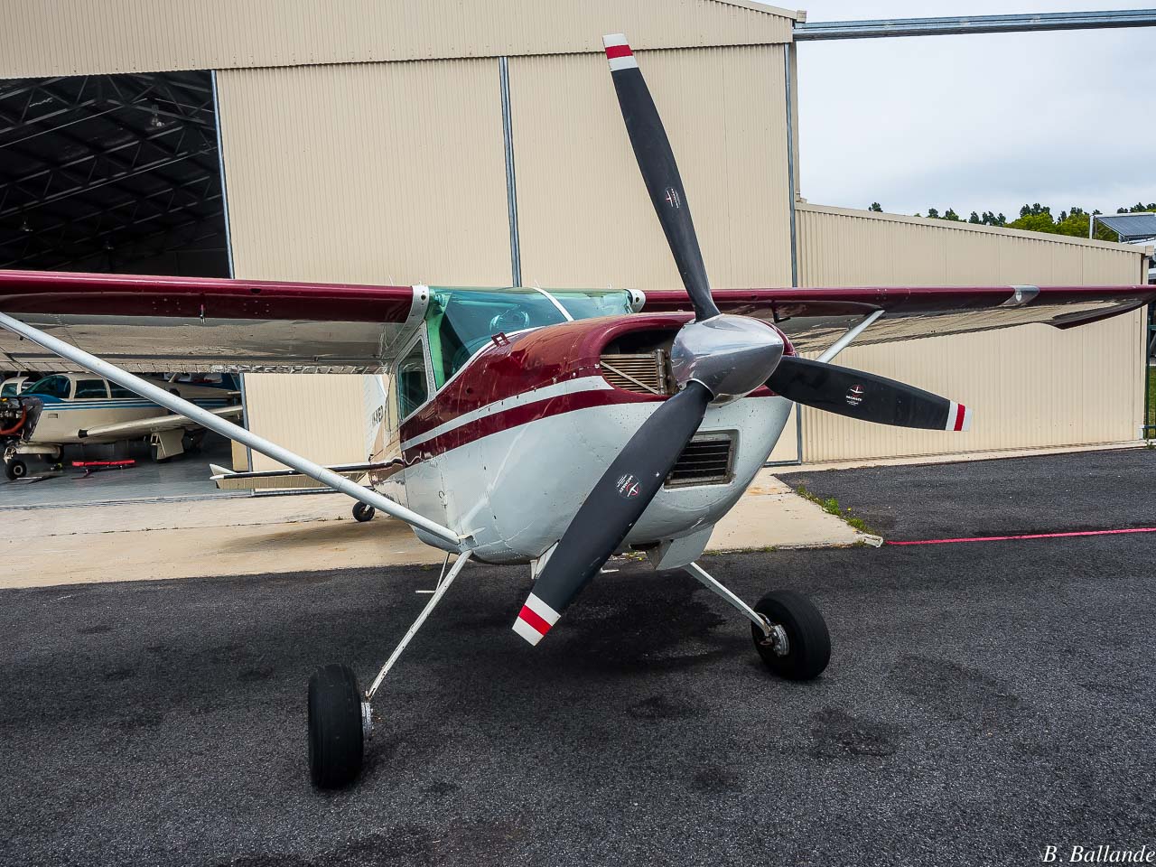 Cessna 185 - VH-YED