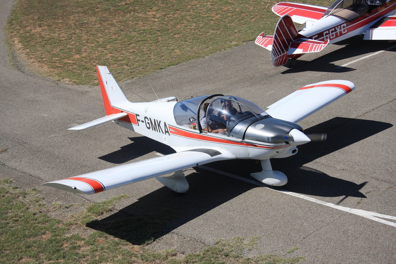 Robin HR 200-120 B - F-GMKA