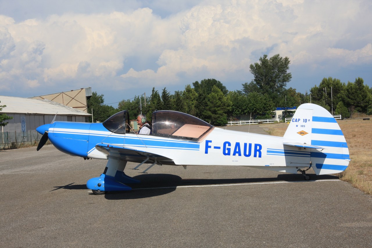 Cap 10 B - F-GAUR
