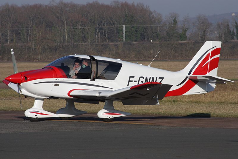 Robin DR 400-120 - F-GNNZ