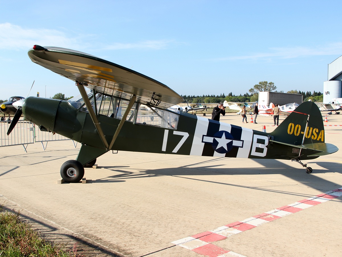 Piper PA-18 Super Cub - OO-USA