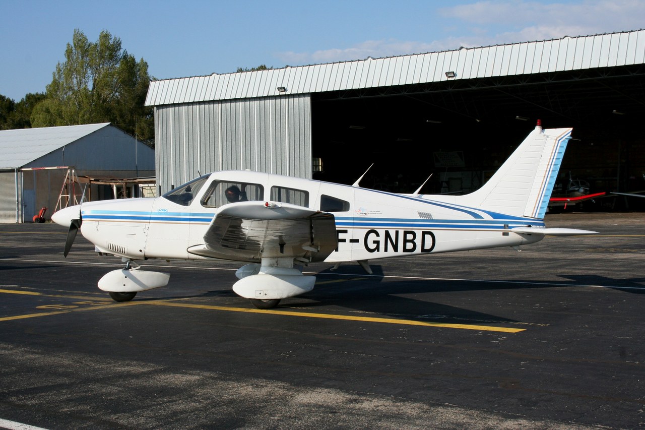 Piper PA-28-181 Archer - F-GNBD