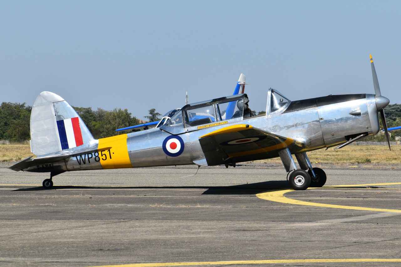 De Havilland Canada DHC-1 Chipmunk - F-AZUU