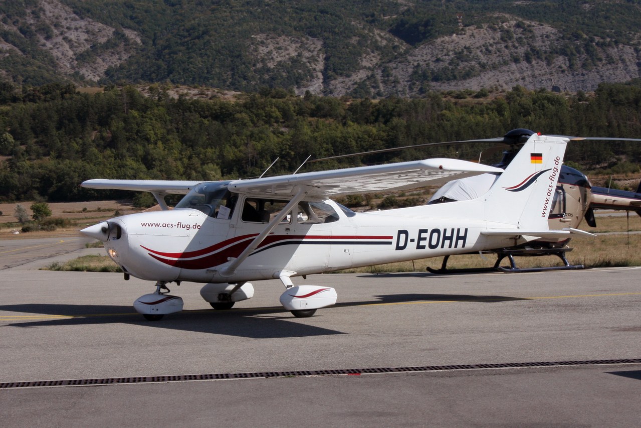 Cessna 172 - D-EOHH