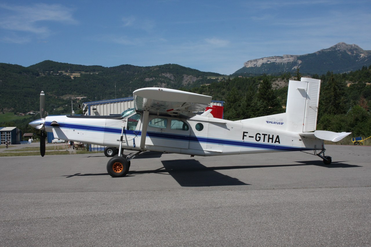 Pilatus PC6 Turbo Porter - F-GTHA