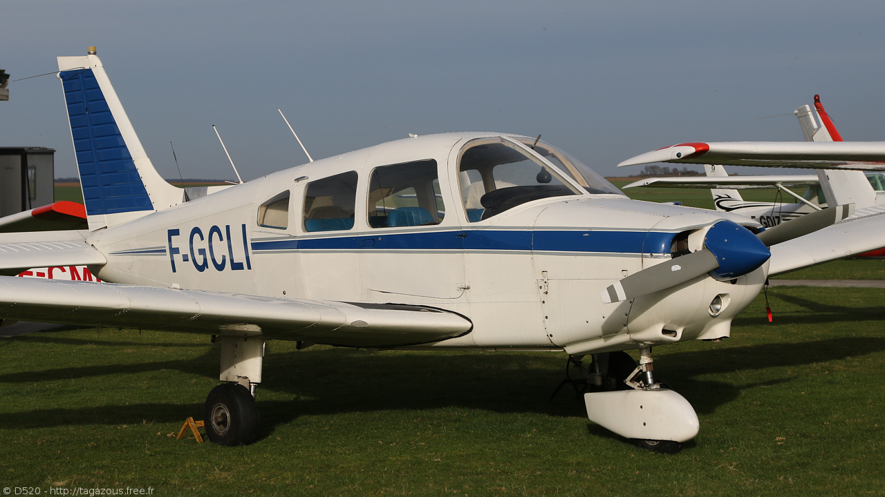 Piper PA-28-161 Warrior - F-GCLI