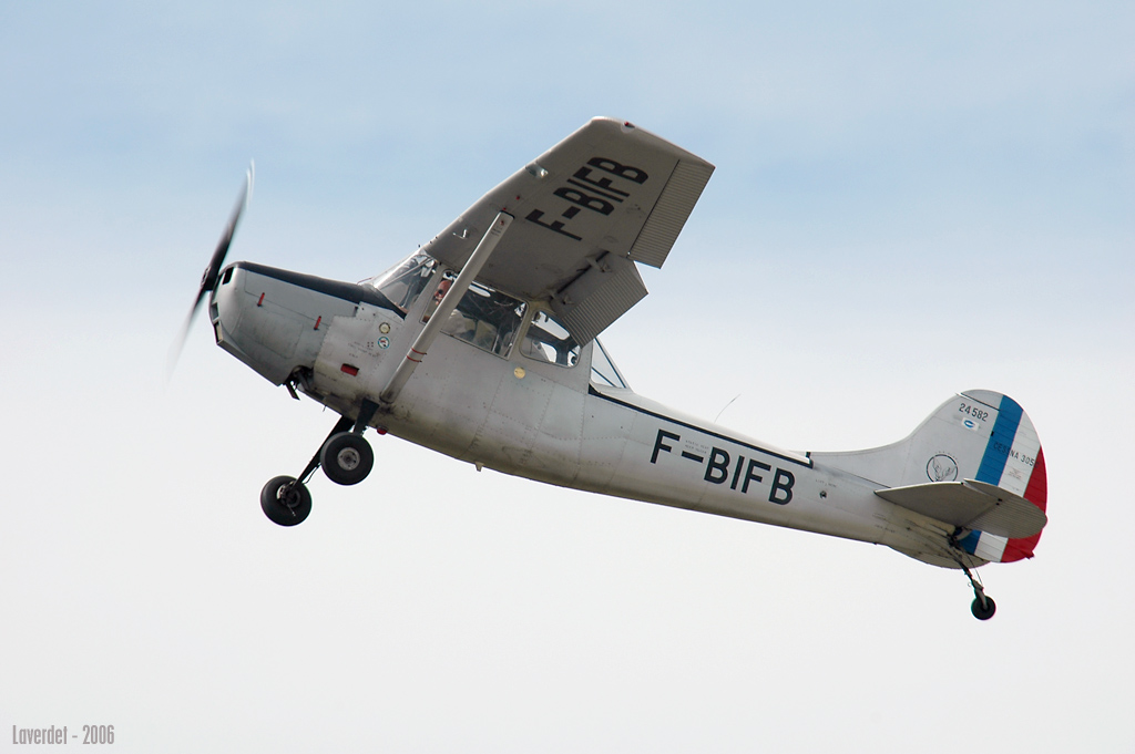 Cessna 305 - F-BIFB