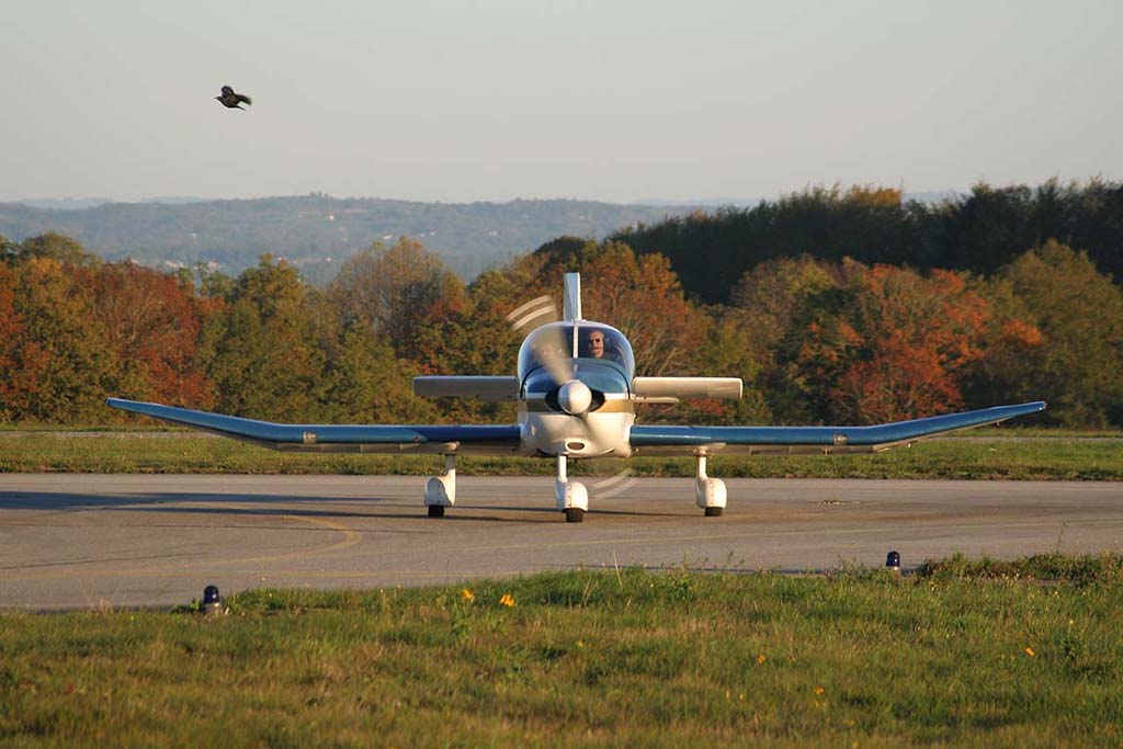 Robin DR 400-180 - F-GBIY