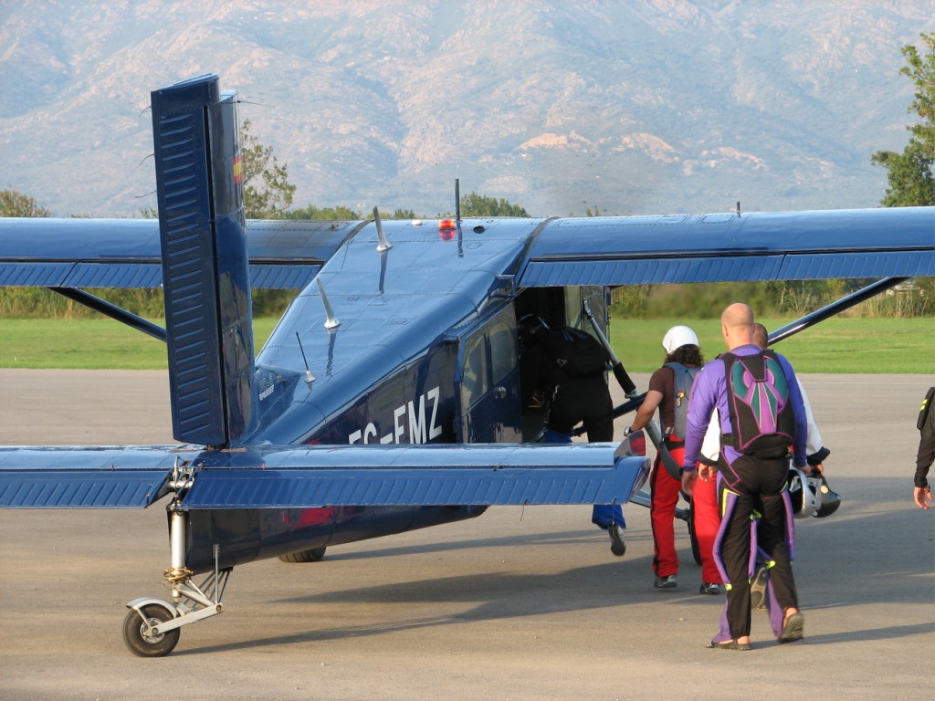 Pilatus PC6 Turbo Porter - EC-EMZ