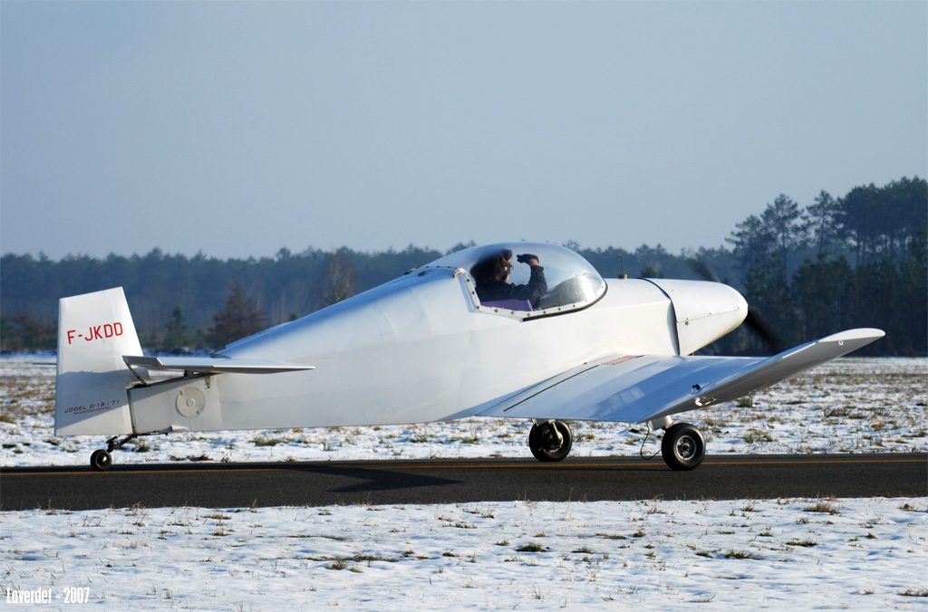 Jodel D 18 - F-JKDD
