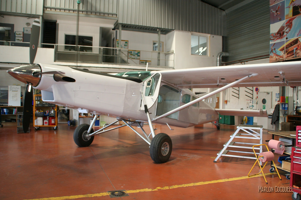 Pilatus PC6 Turbo Porter - TR-LOL