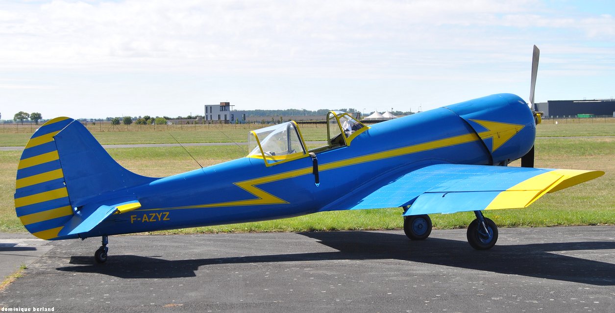 Yakovlev Yak-50 - F-AZYZ