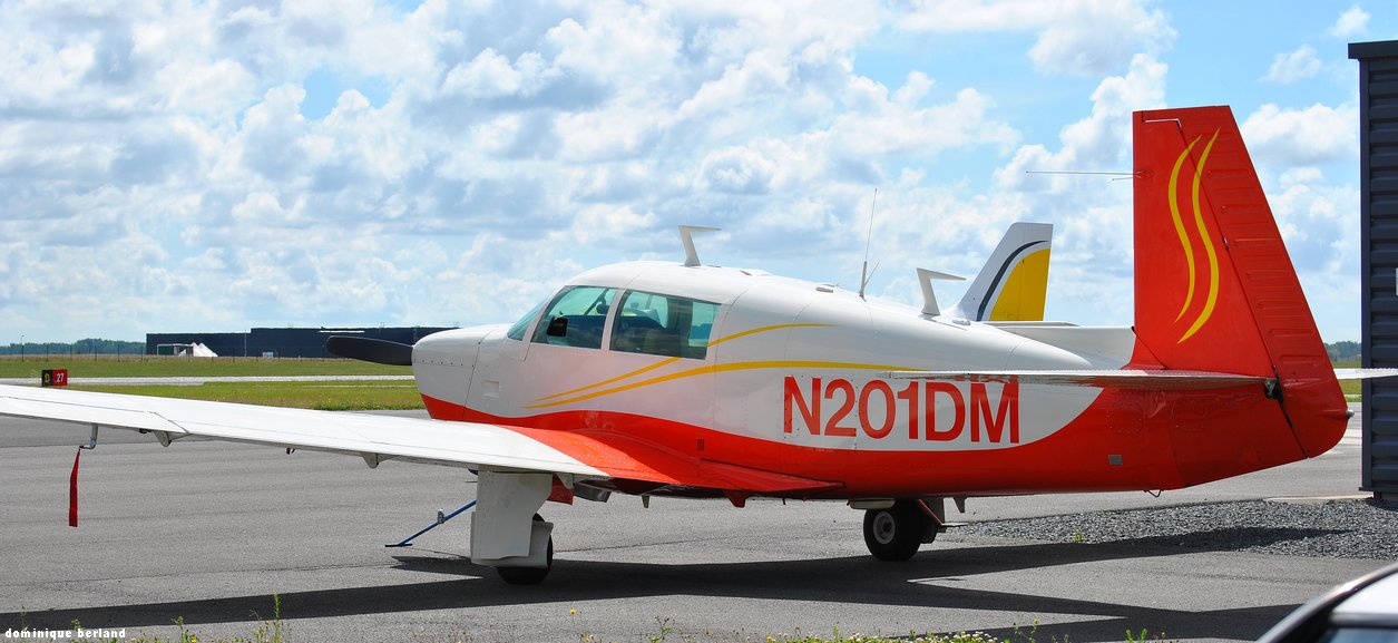 Mooney M 20 J - N201DM