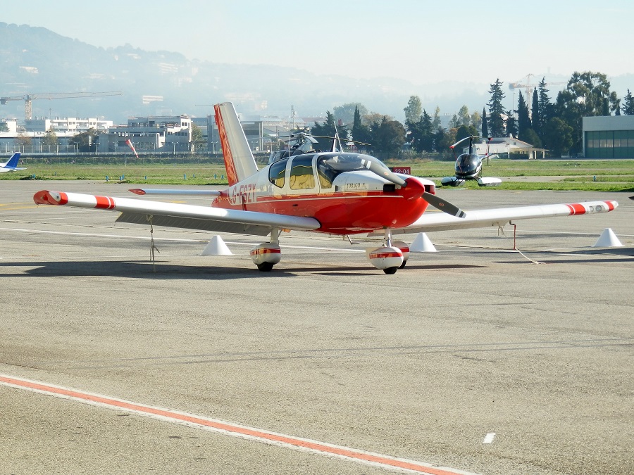 Socata TB10 Tobago - G-FSZY