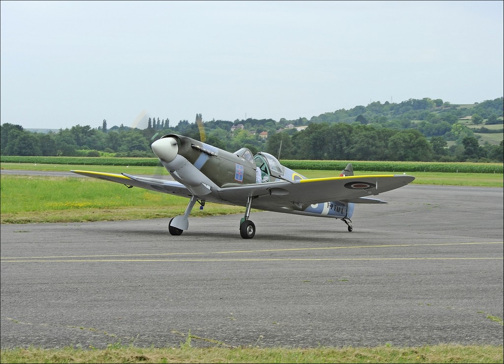 Spitfire Mk26/810 - F-PFAF