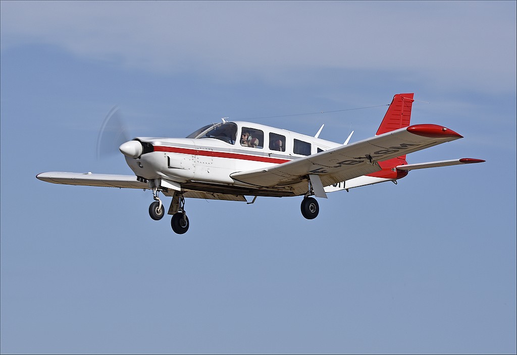 Piper PA-32 R-300 Lance - F-BXSM