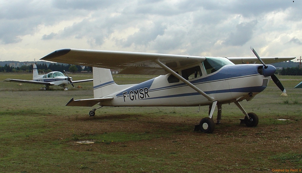 Cessna 180 - F-GMSR