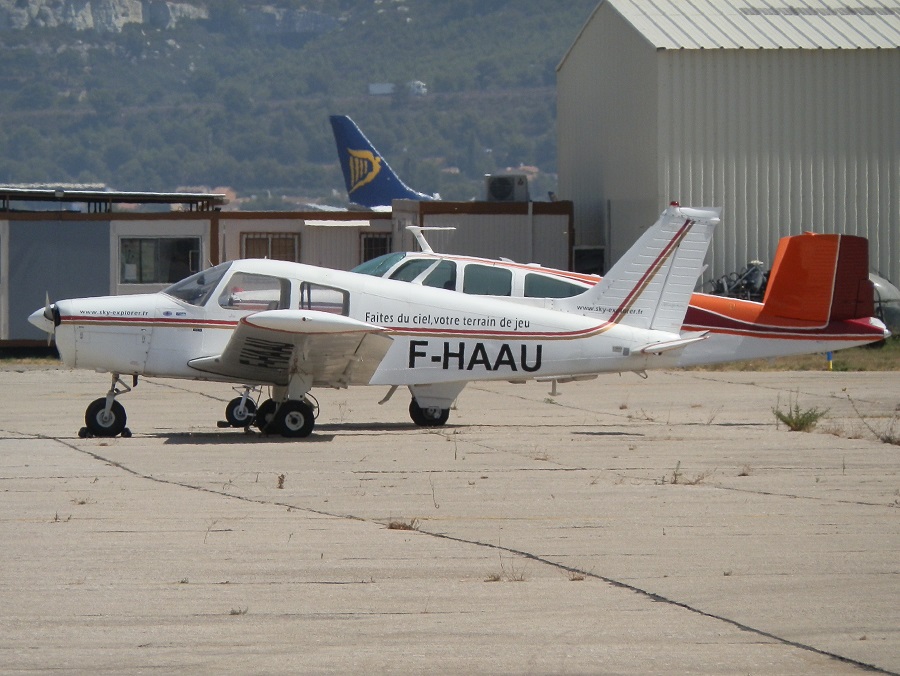 Piper PA-28-140 Cherokee - F-HAAU