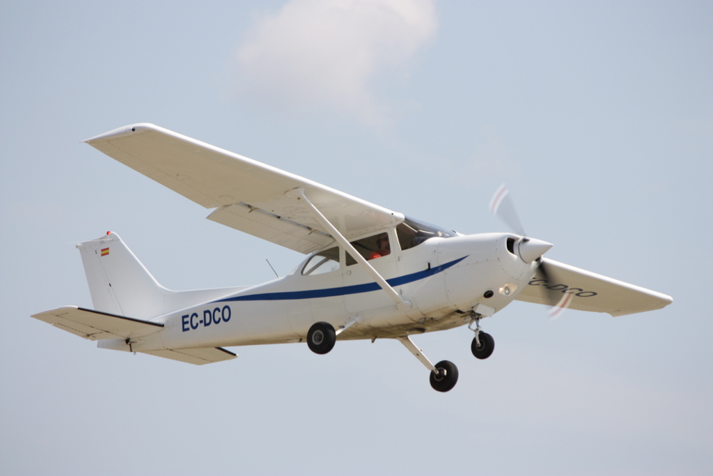 Cessna 172 - EC-DCO