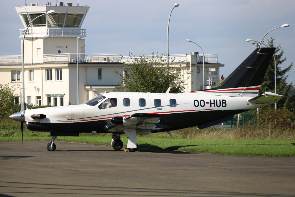Socata TBM 700 - OO-HUB