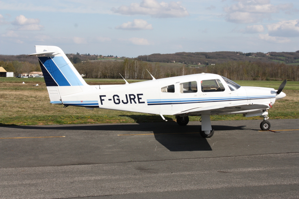 Piper PA-28 RT-201 Arrow - F-GJRE