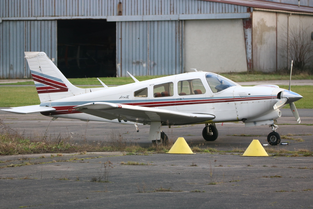 Piper PA-28 R-201 T Arrow - N7S