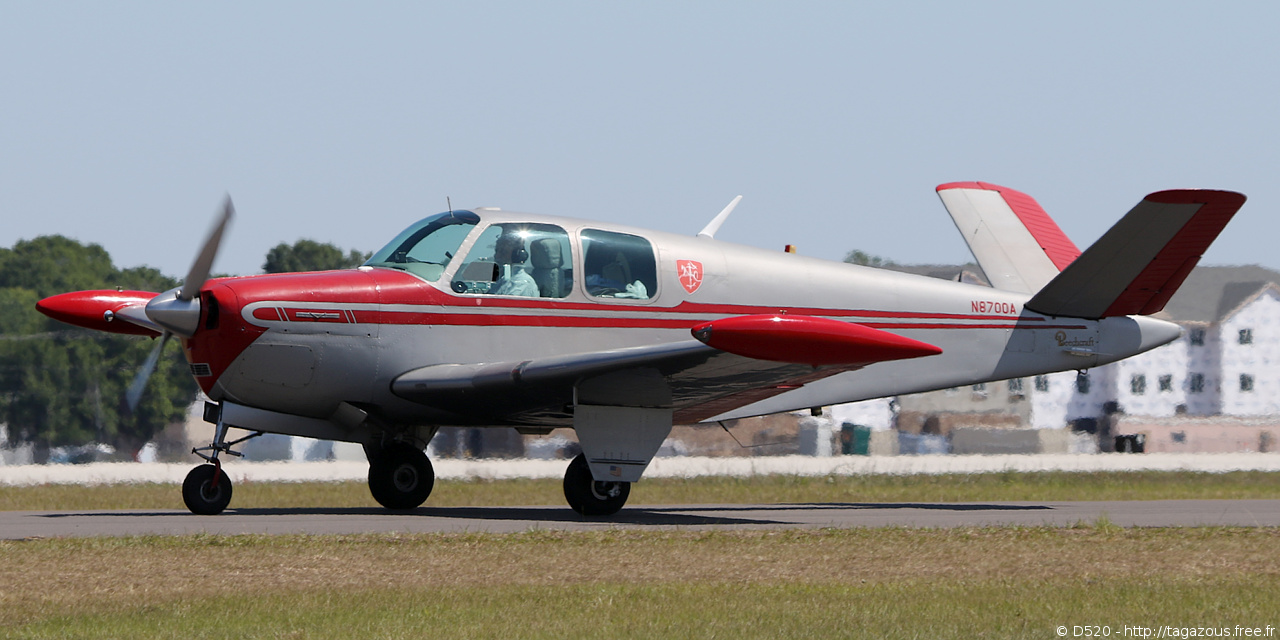 Beech 35 Bonanza - N8700A