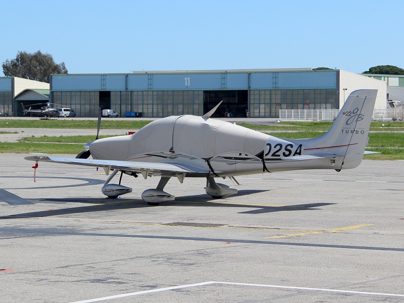 Cirrus SR22 - N602SA