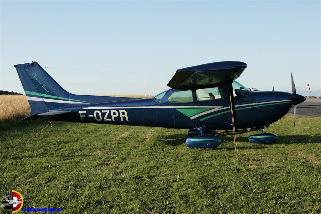 Cessna 172 - F-OZPR