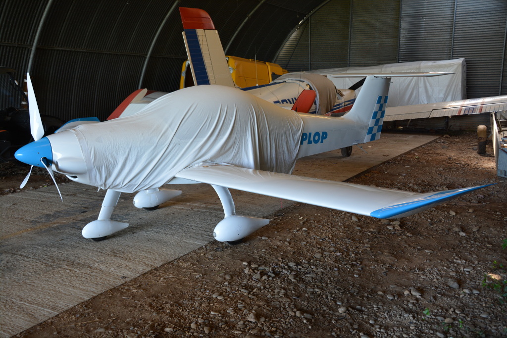 Colomban MC-100 Banbi - F-PLOP