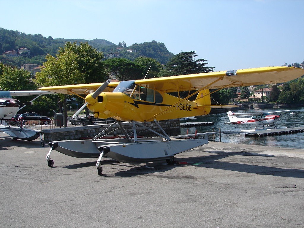 Piper PA-18 Super Cub - I-GEGE