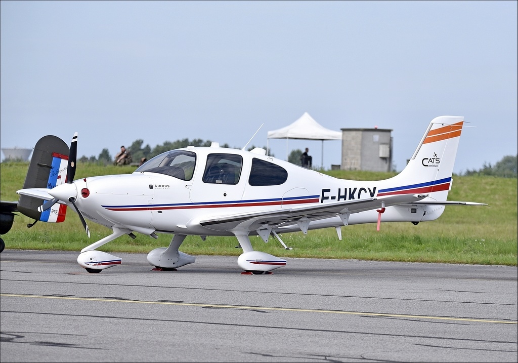 Cirrus SR22 - F-HKCY