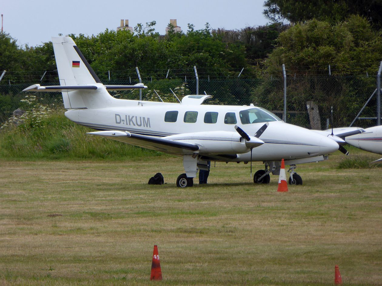 Cessna T303 Crusader - D-IKUM