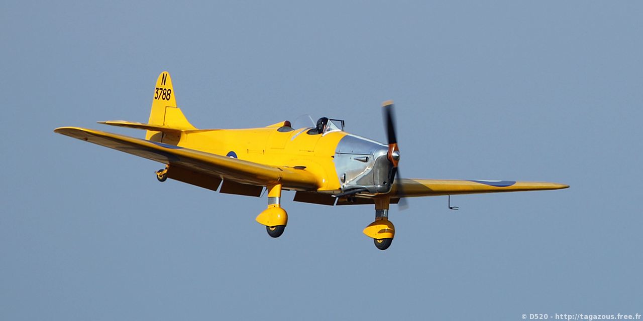 Miles M.14 A Hawk T3 - G-AKPF/V1075