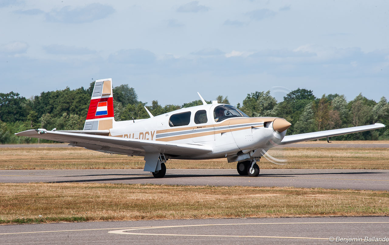 Mooney M 20 K - PH-DGY