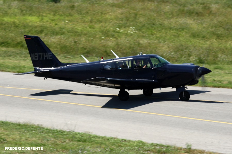 Piper PA-24-260 Comanche - N37HE