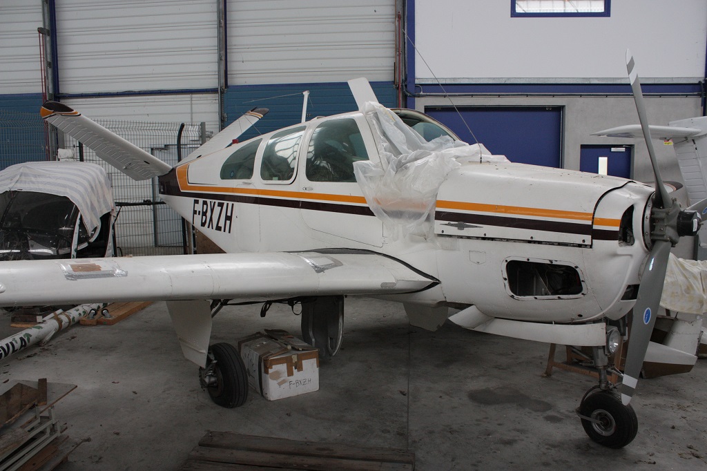 Beech 35 Bonanza - F-BXZH