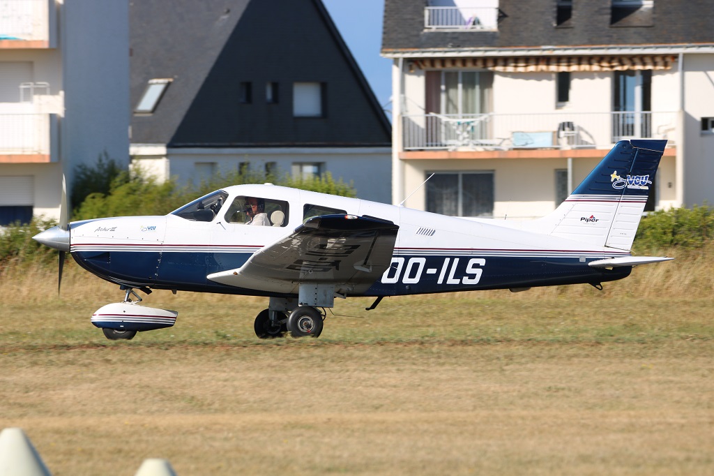 Piper PA-28-181 Archer - OO-ILS