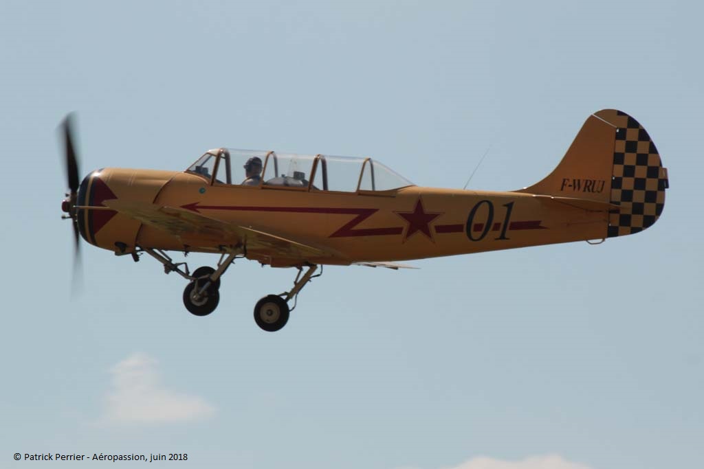Yakovlev Yak-52 - F-WRUJ