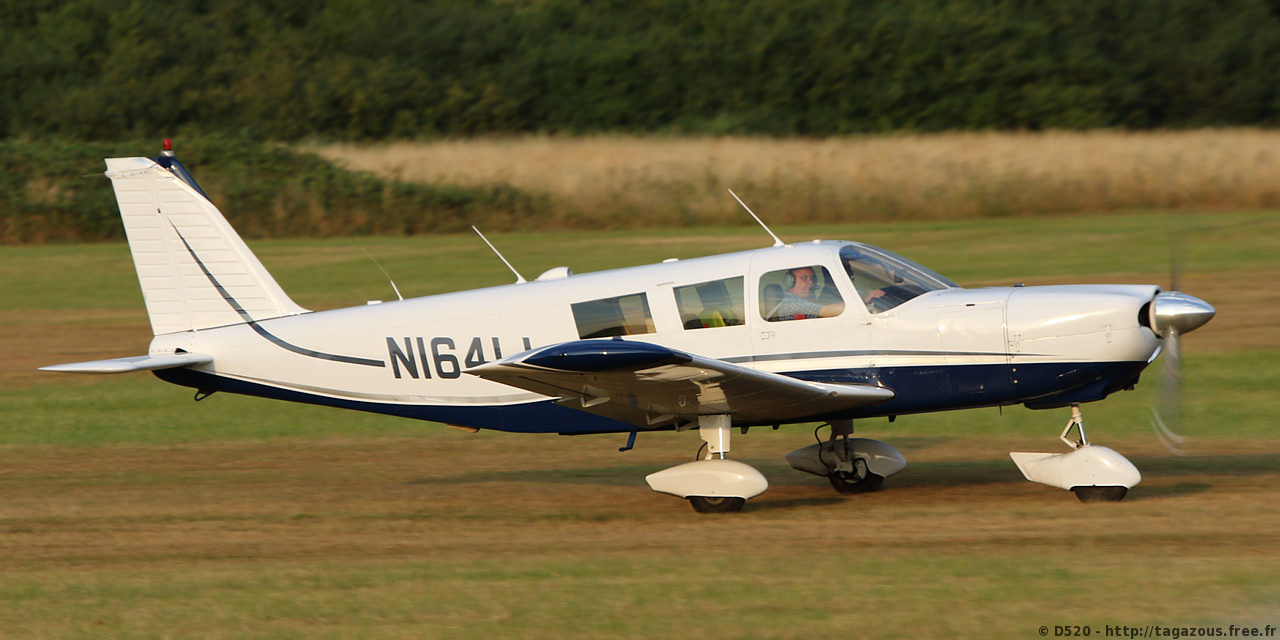 Piper PA-32 Cherokee - N164LL