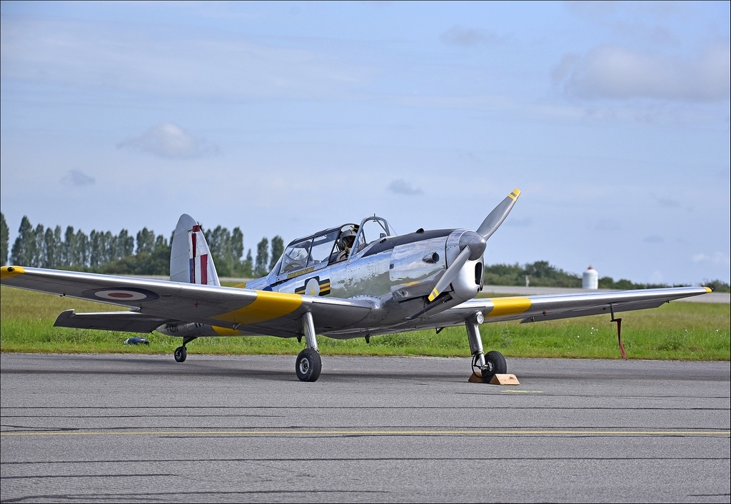 De Havilland Canada DHC-1 Chipmunk - F-AZUU