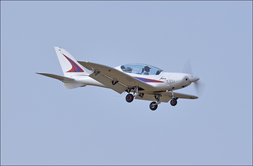 Shark - F-JBCF/17 AAU