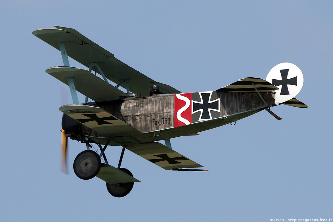 Fokker Dr.I Dreidecker - G-CFHY
