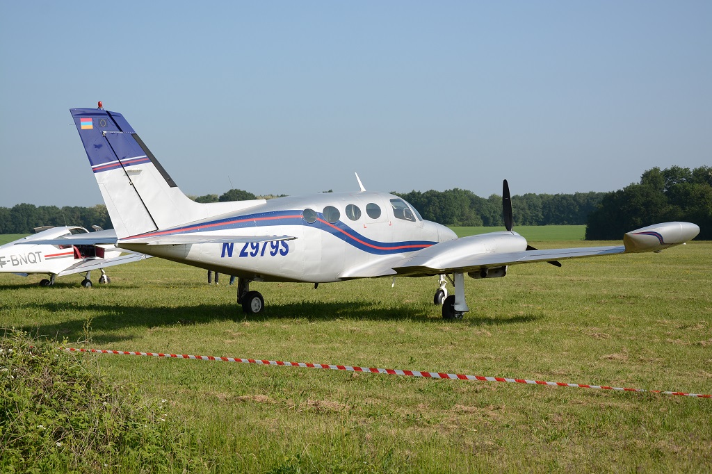 Cessna 411 - N2979S