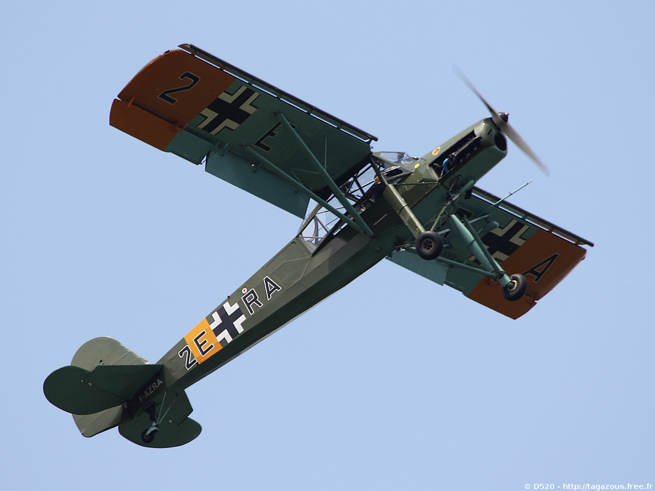 Fieseler Fi-156 Storch - F-AZRA