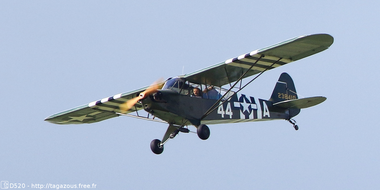 Piper J3 Cub - G-BHPK