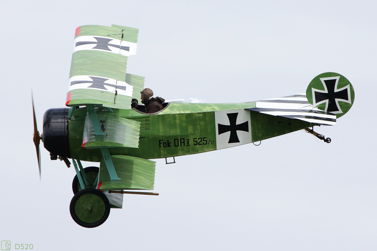 Fokker Dr.I Dreidecker - F-AZVD