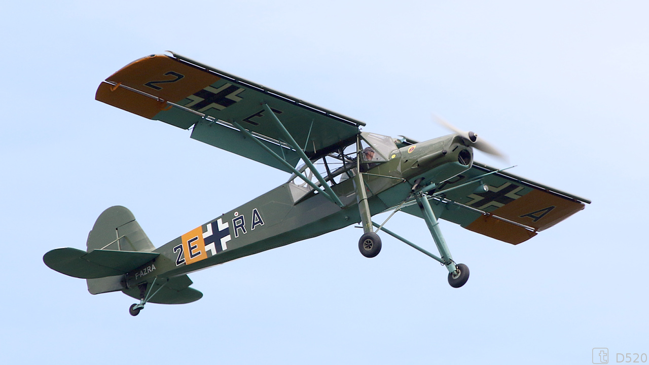Fieseler Fi-156 Storch - F-AZRA