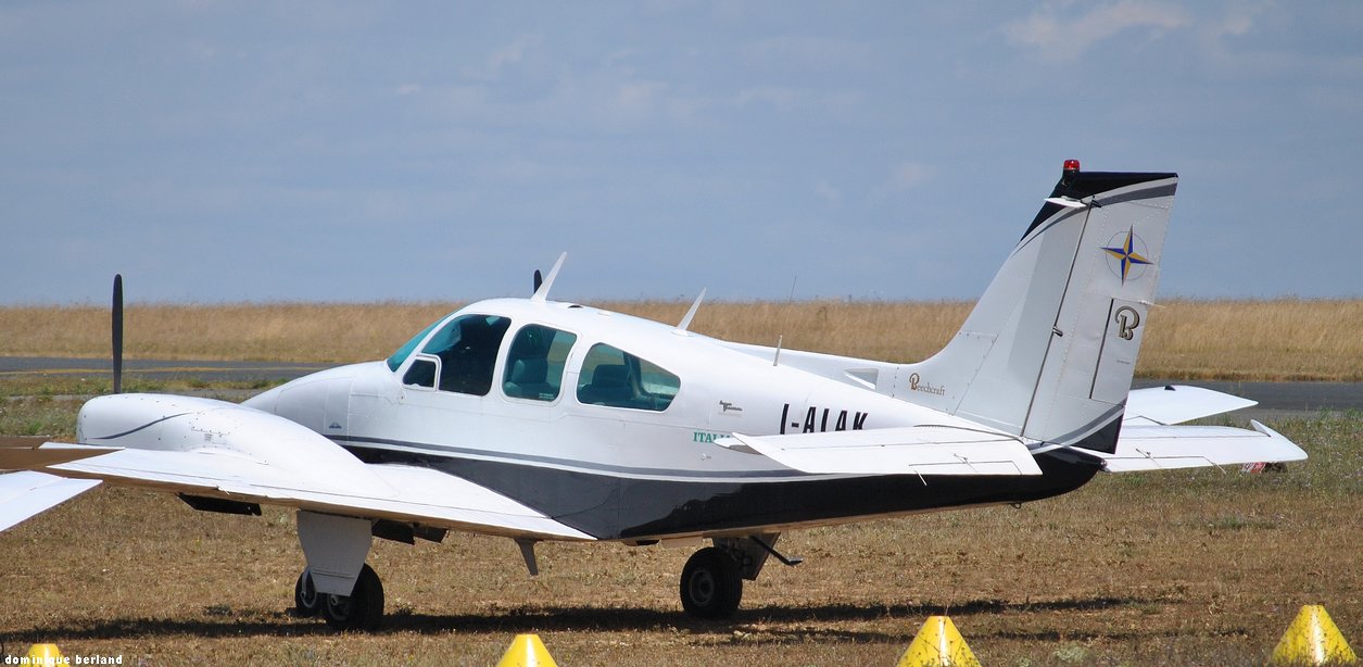 Beech 55 Baron - I-ALAK